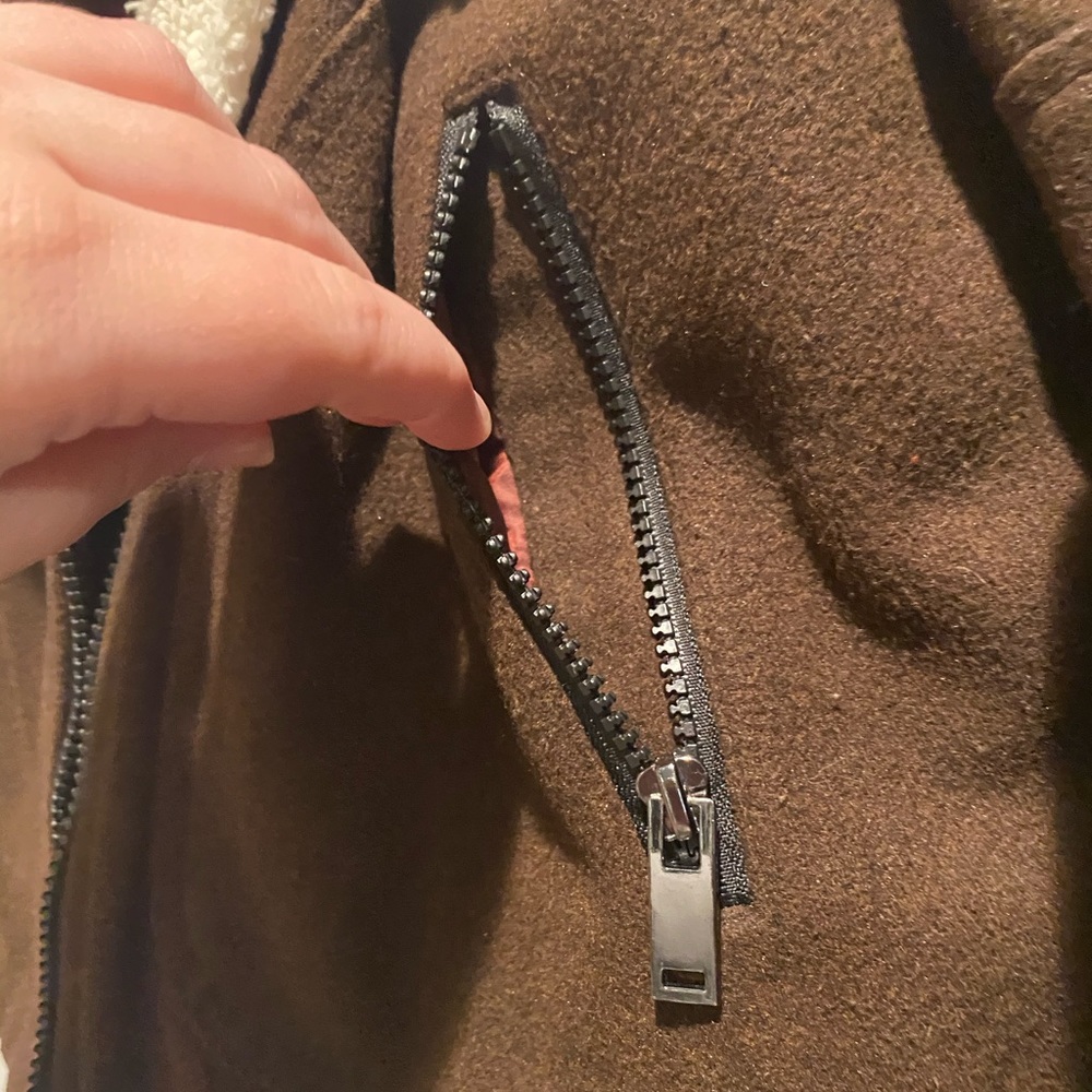 Brown Jacket - Picture 4 of 7